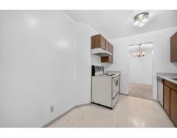 207 1760 Southmere Crescent, Surrey, BC V4A6E5 Photo 9