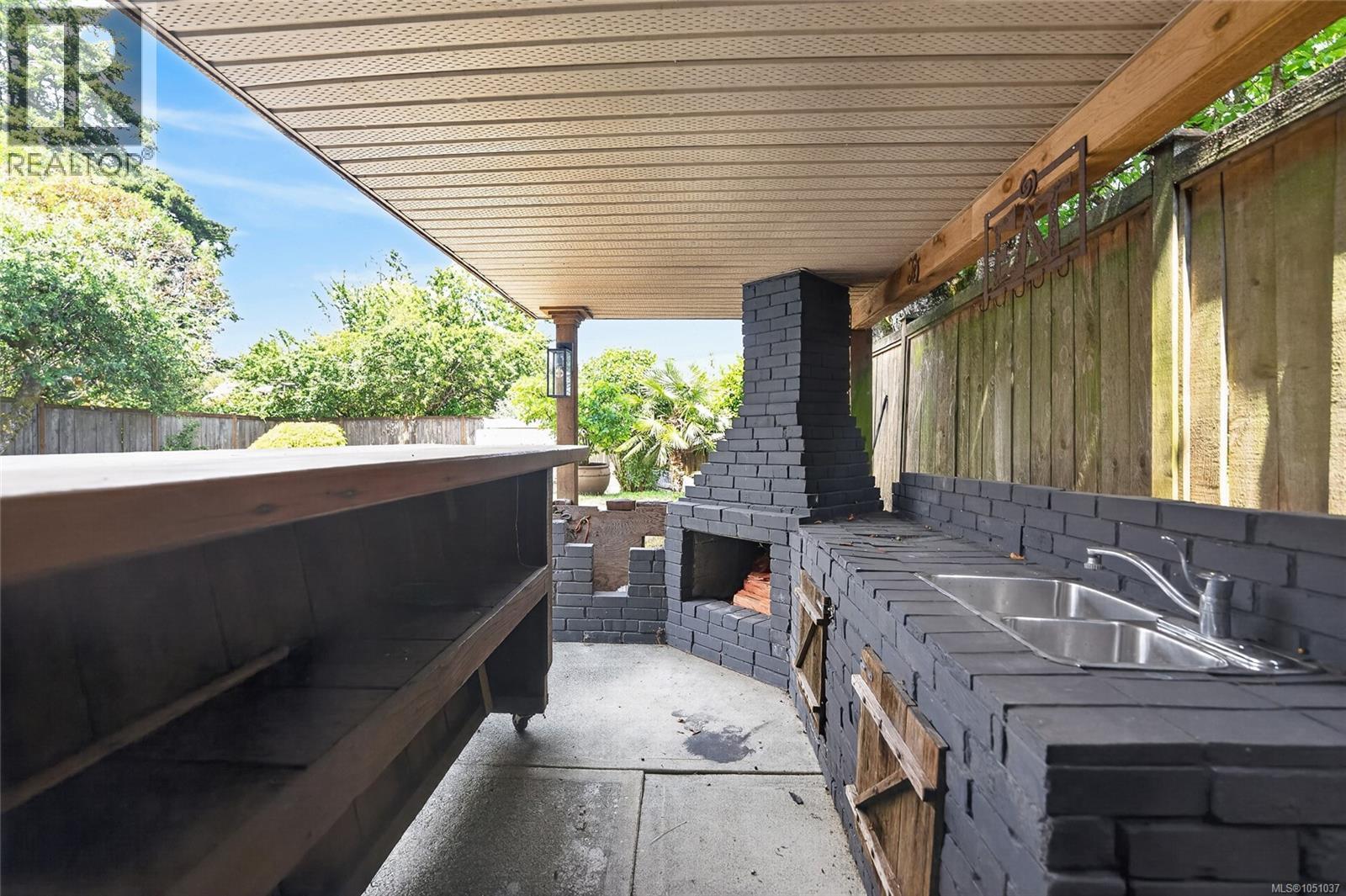 650 Hunter St - 37