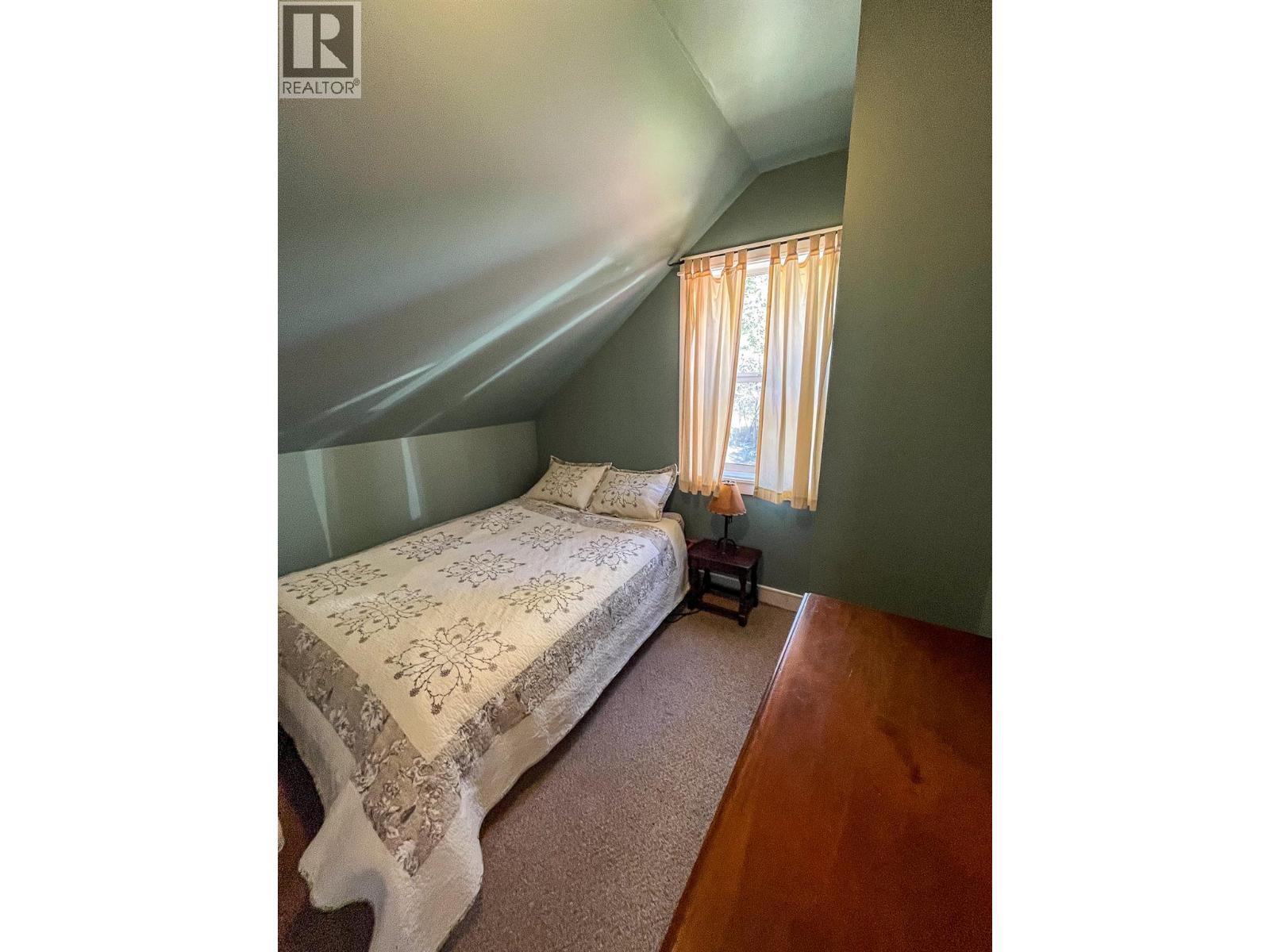 395 BOVEN Road - 47