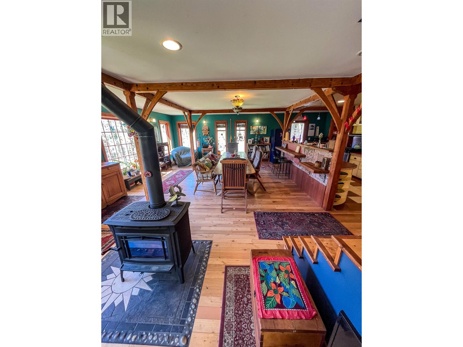 395 BOVEN Road - Image 32