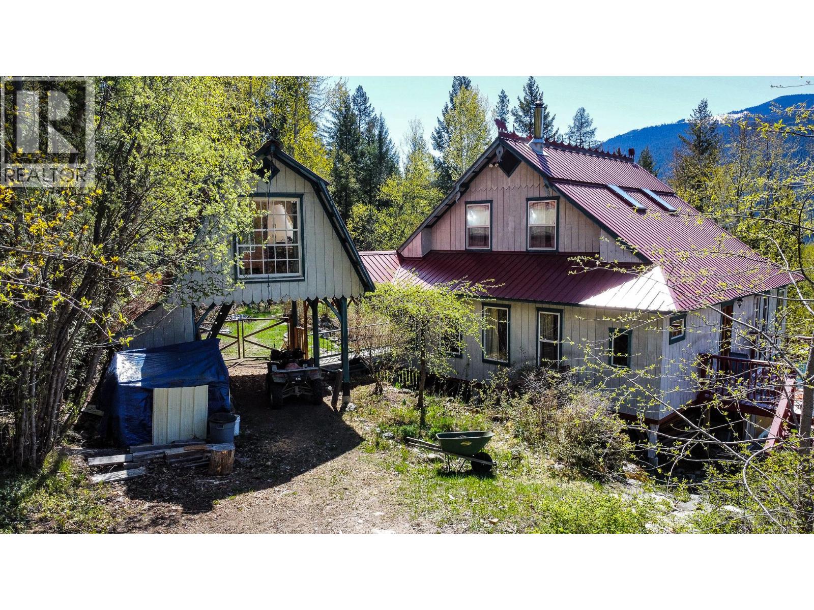 395 BOVEN Road - 82