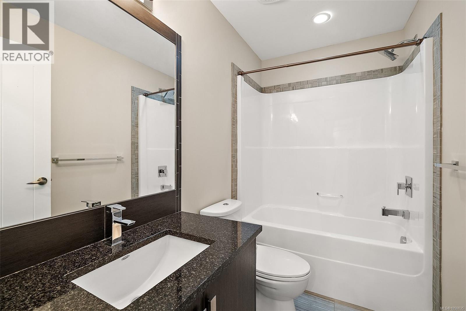 #315 2655 Sooke Rd - 24
