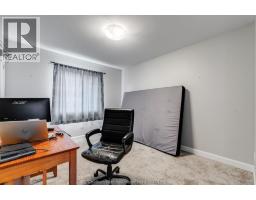215 Manning Drive, Chatham, ON N7M0S5 Photo 11