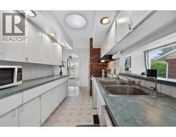 743 Douglas Street, Kamloops, BC V2C3C7 Photo 11
