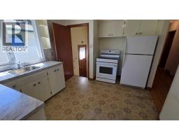 3pc Bathroom - 4907 10 Avenue Sw, Calgary, AB T3C0M3 Photo 9