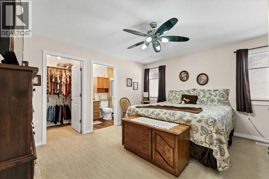 69 Chartwell Place SE - 23