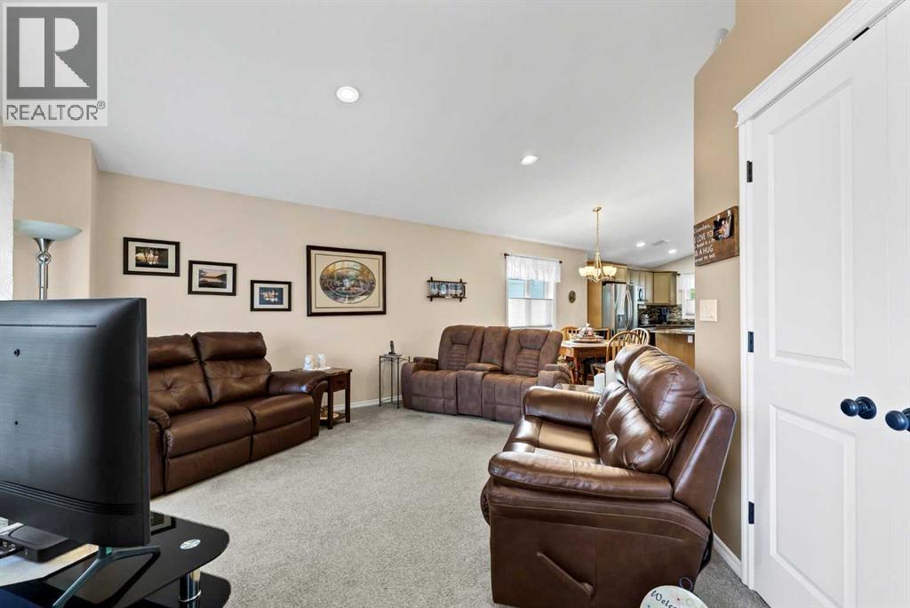 69 Chartwell Place SE - 6