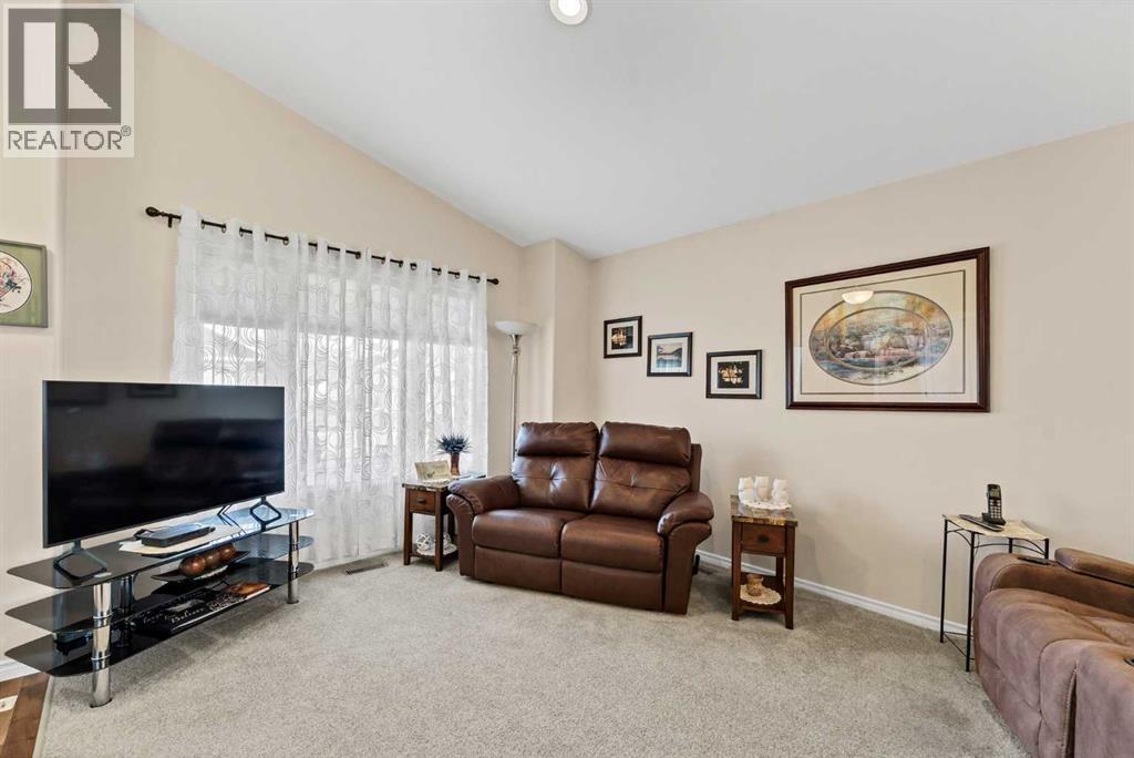 69 Chartwell Place SE - 9