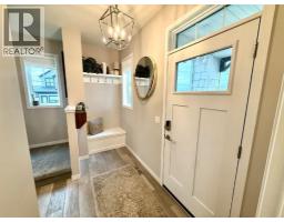 1501 3 Street SE - photo 3