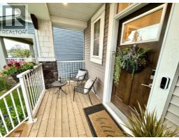 1501 3 Street SE - photo 2