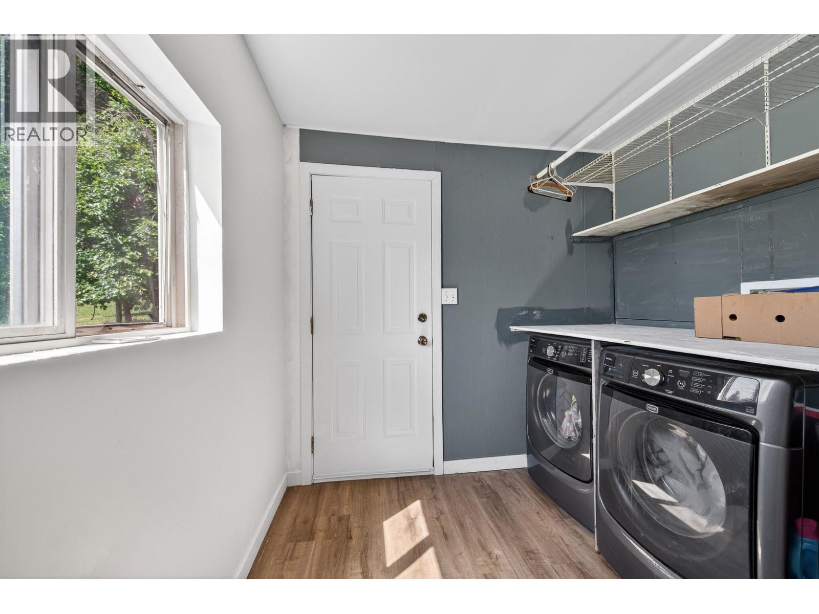 6721 Yellowhead Highway S - Image 11