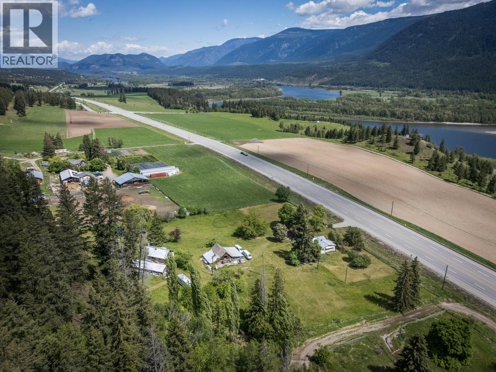 6721 Yellowhead Highway S - 36