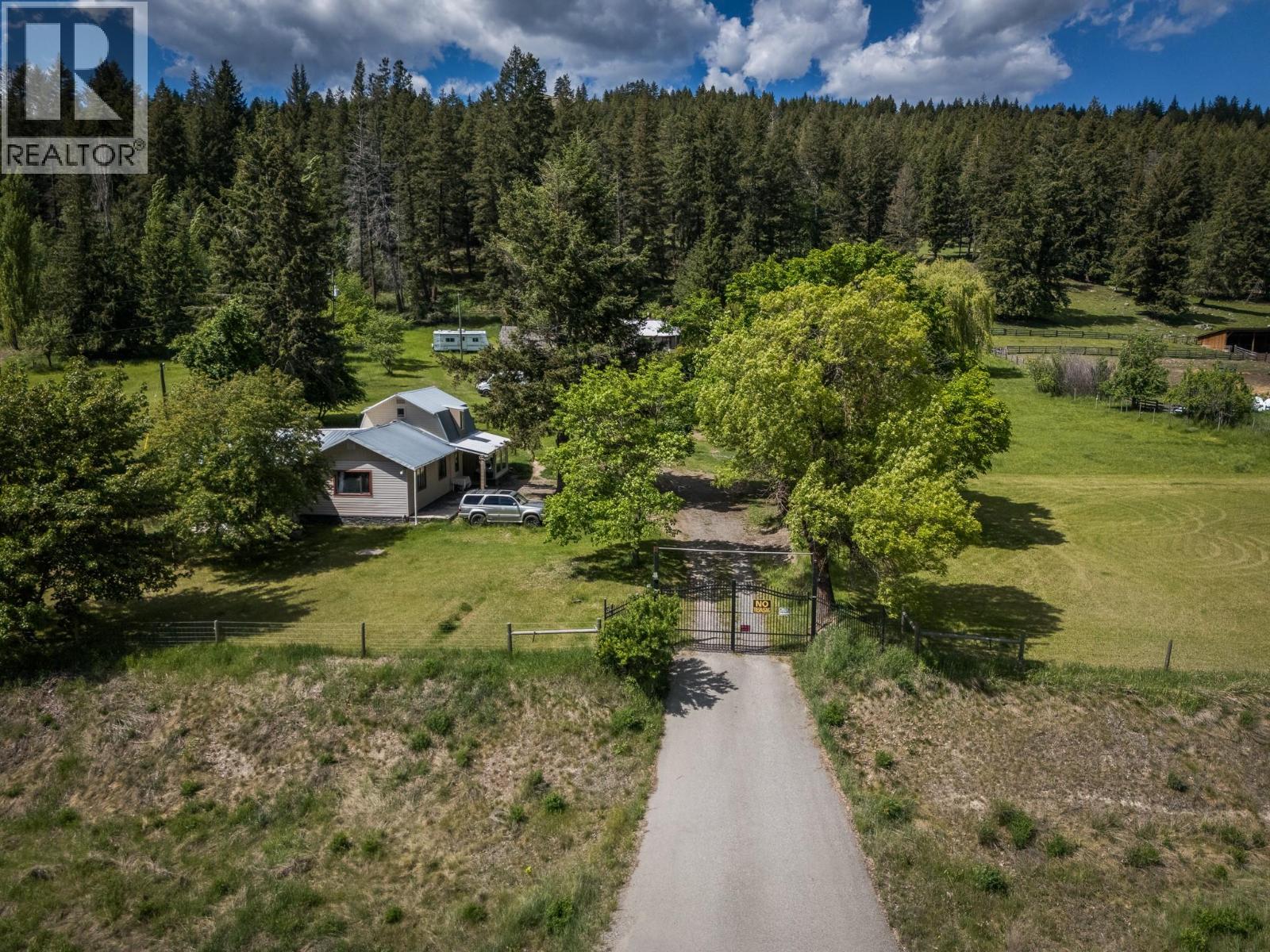 6721 Yellowhead Highway S - 38