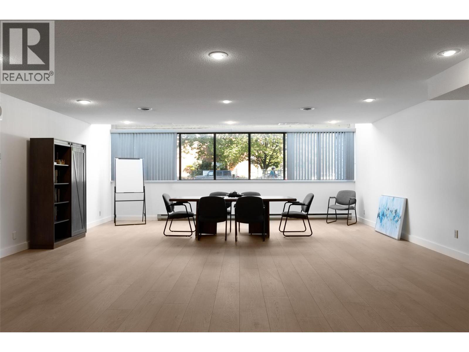 #807 737 Leon Avenue - 21