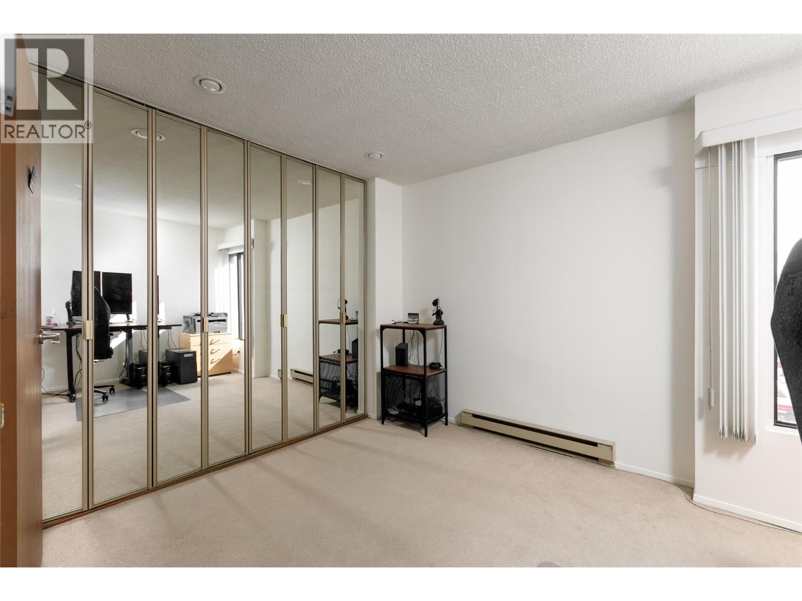 #807 737 Leon Avenue - 9