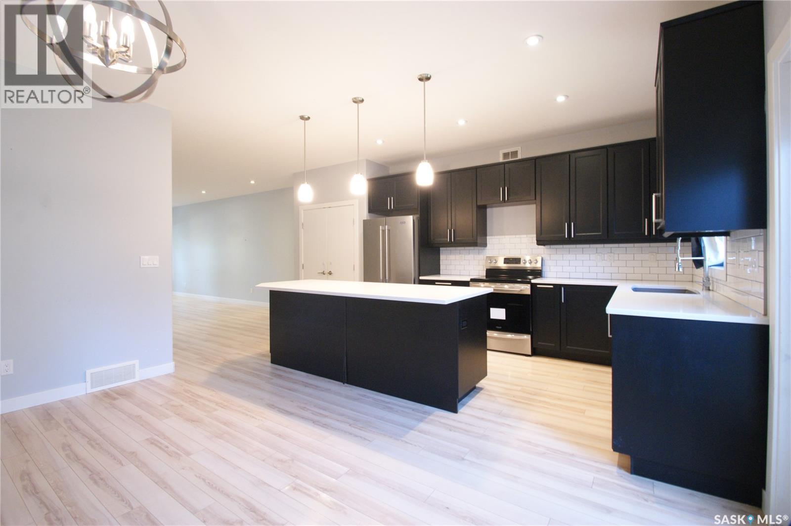 1303A Broadway AVENUE - 5