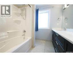 1303a Broadway Avenue, Saskatoon, SK S7H2A5 Photo 12