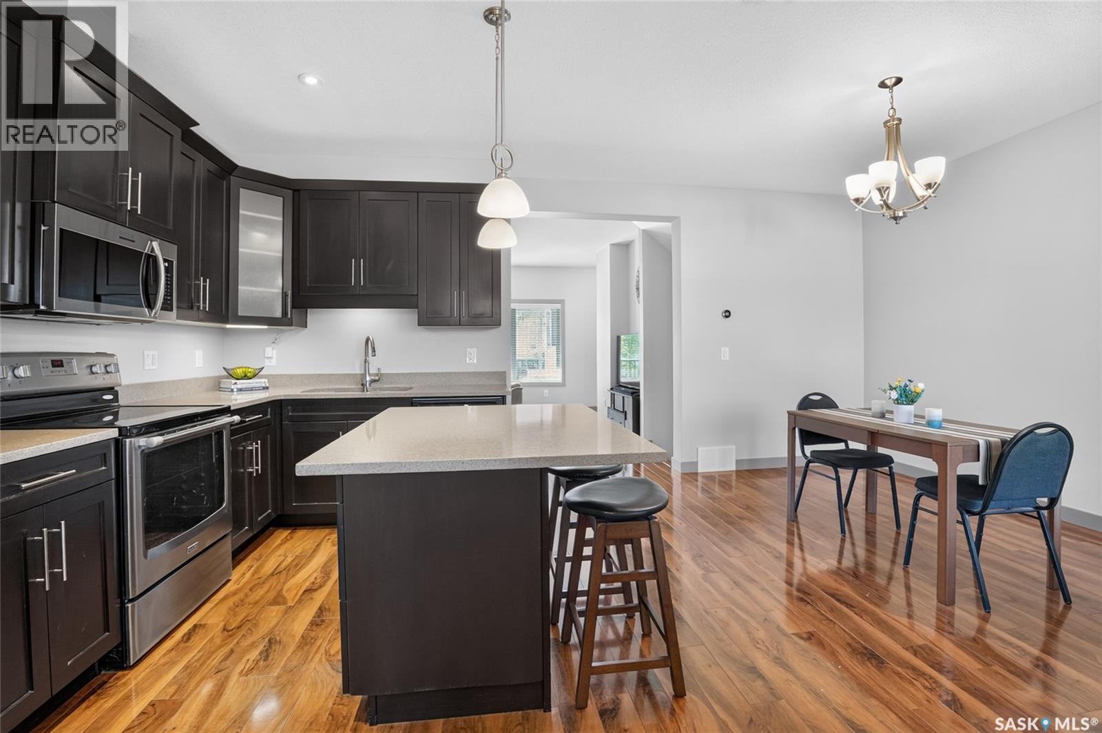 202 Maningas BEND, Saskatoon — photo 5