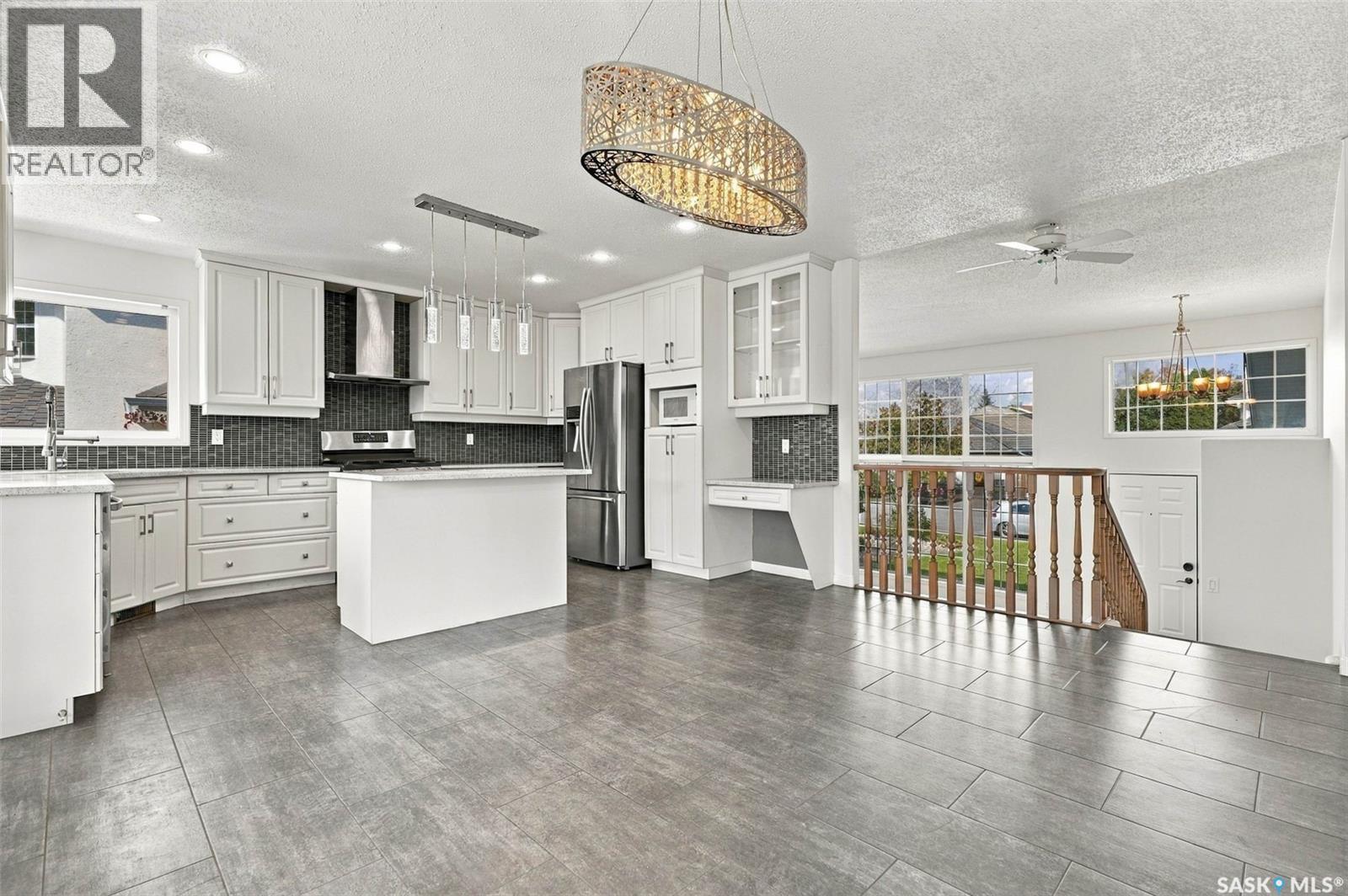110 Braeshire LANE, Saskatoon — photo 10