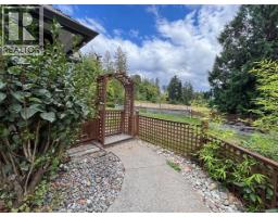 2638 Blokker Rd, Nanoose Bay, BC V2S6X8 Photo 21