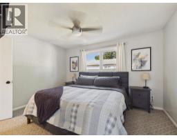26 Otterbury Avenue, Red Deer, AB T4N5A1 Photo 14