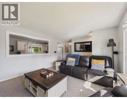 4pc Bathroom - 26 Otterbury Avenue, Red Deer, AB T4N5A1 Photo 6