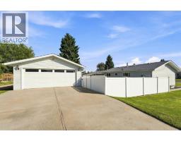 26 Otterbury Avenue, Red Deer, AB T4N5A1 Photo 33
