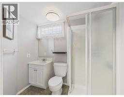 26 Otterbury Avenue, Red Deer, AB T4N5A1 Photo 24