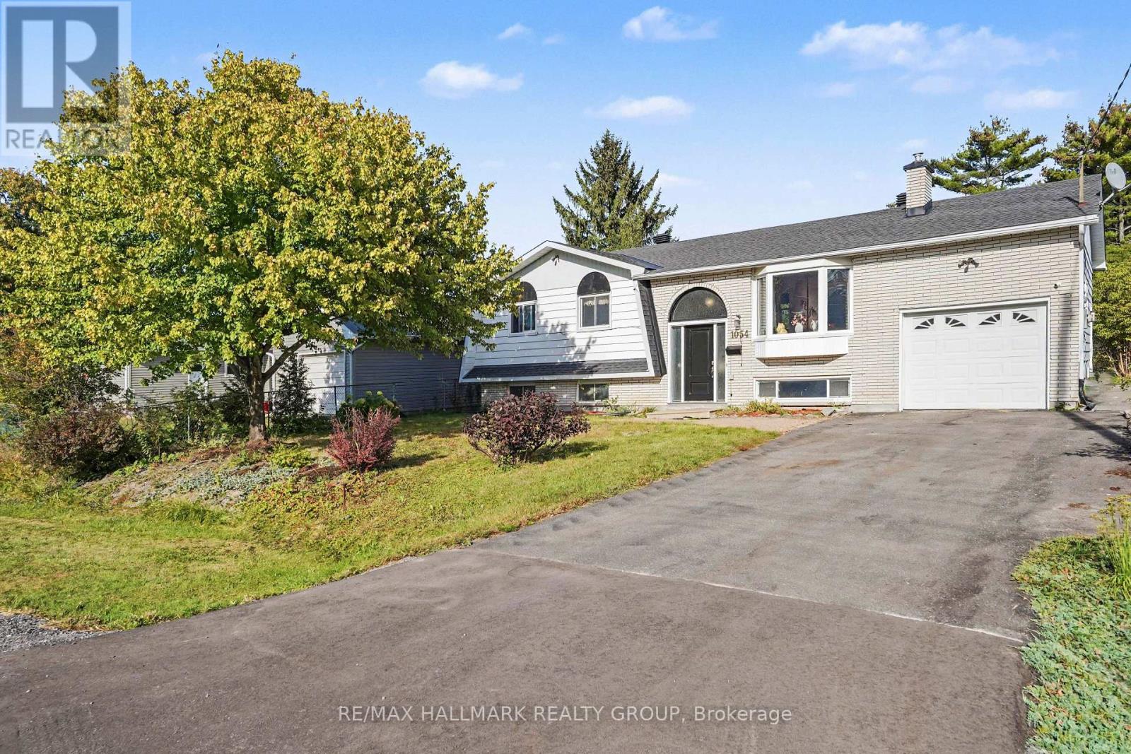 1054 CHOLETTE CRESCENT, Ottawa — photo 2