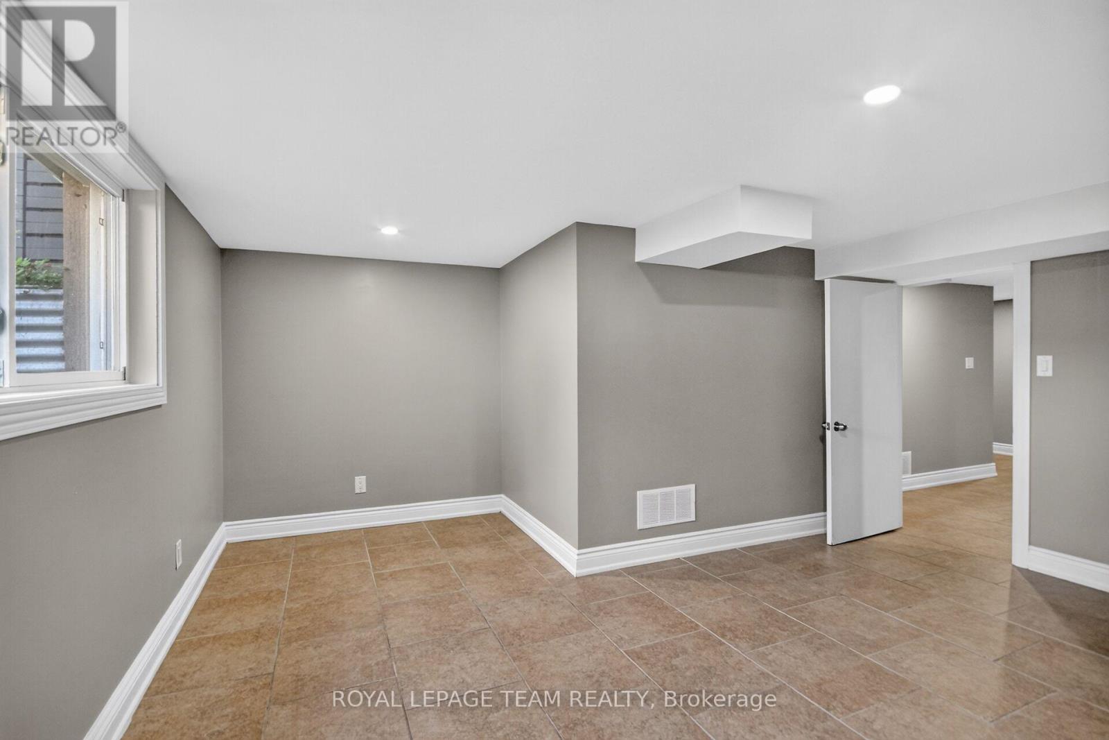 97 DOANE STREET, Ottawa — photo 8