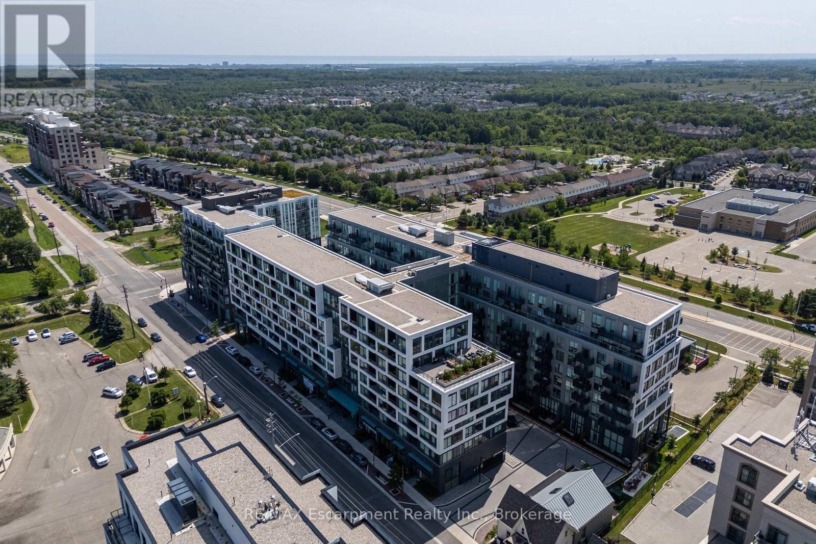 Photo of 2450 Old Bronte Road