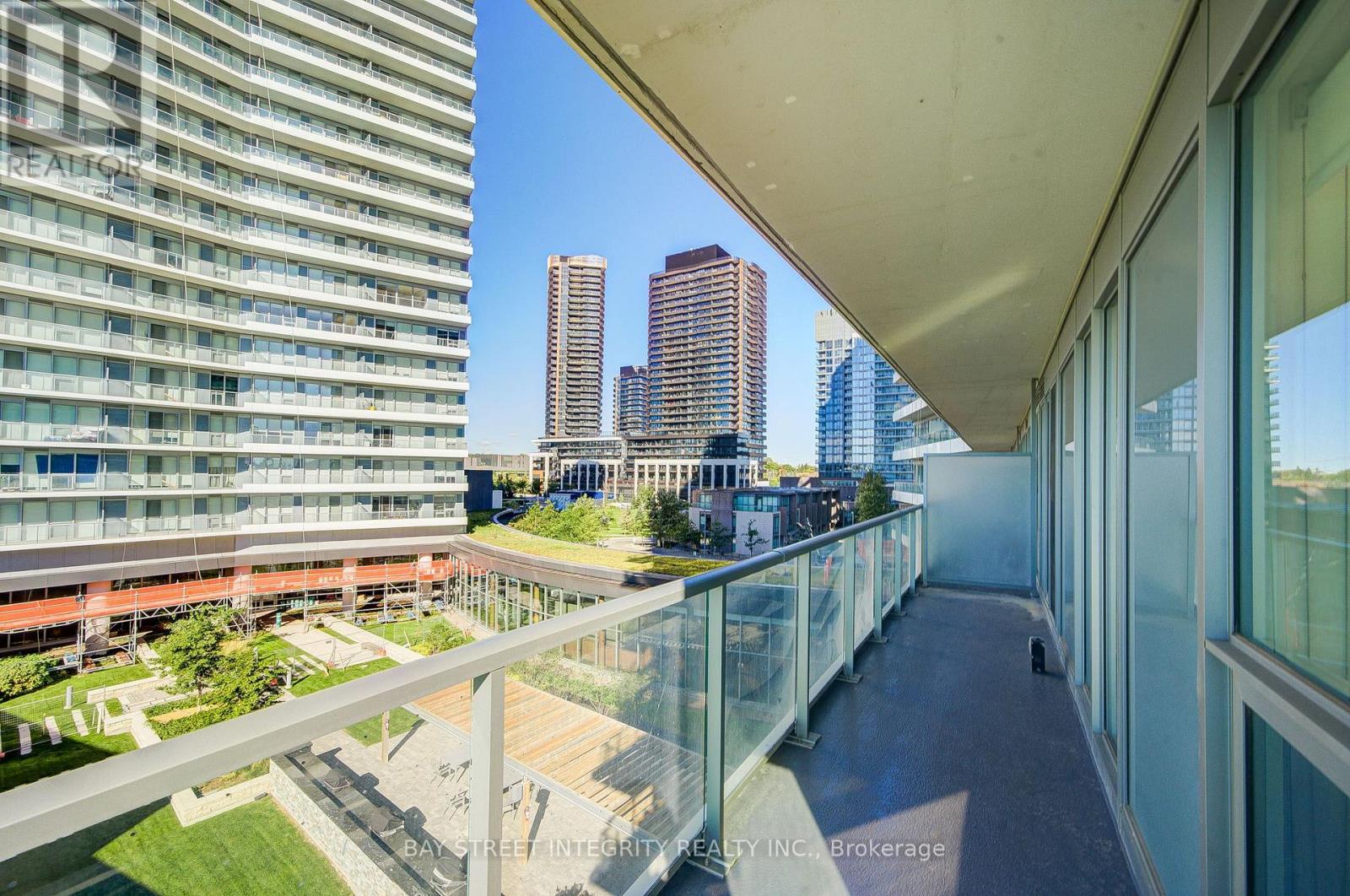 #303 117 MCMAHON DRIVE - Image 28