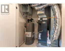 2 - 352 Jones Avenue, Toronto, ON M4J3G3 Photo 9