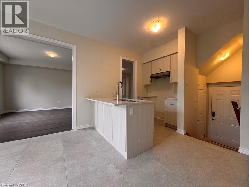 10 Chapman Road — photo 18