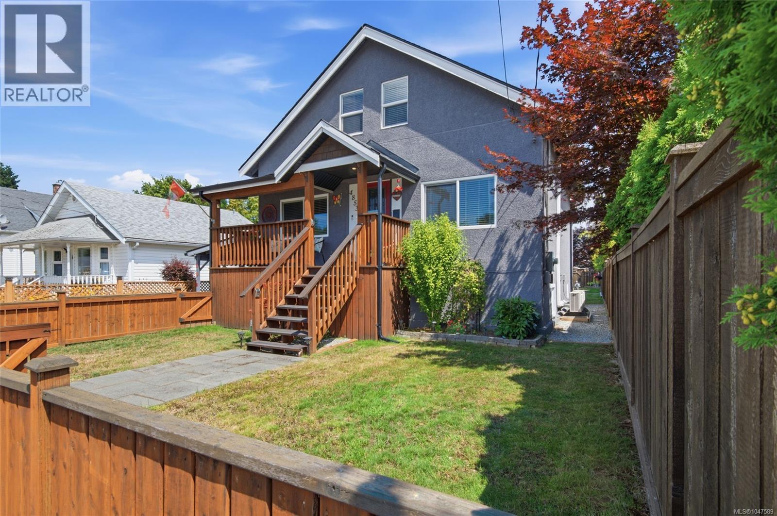 4853 Gertrude St - 1