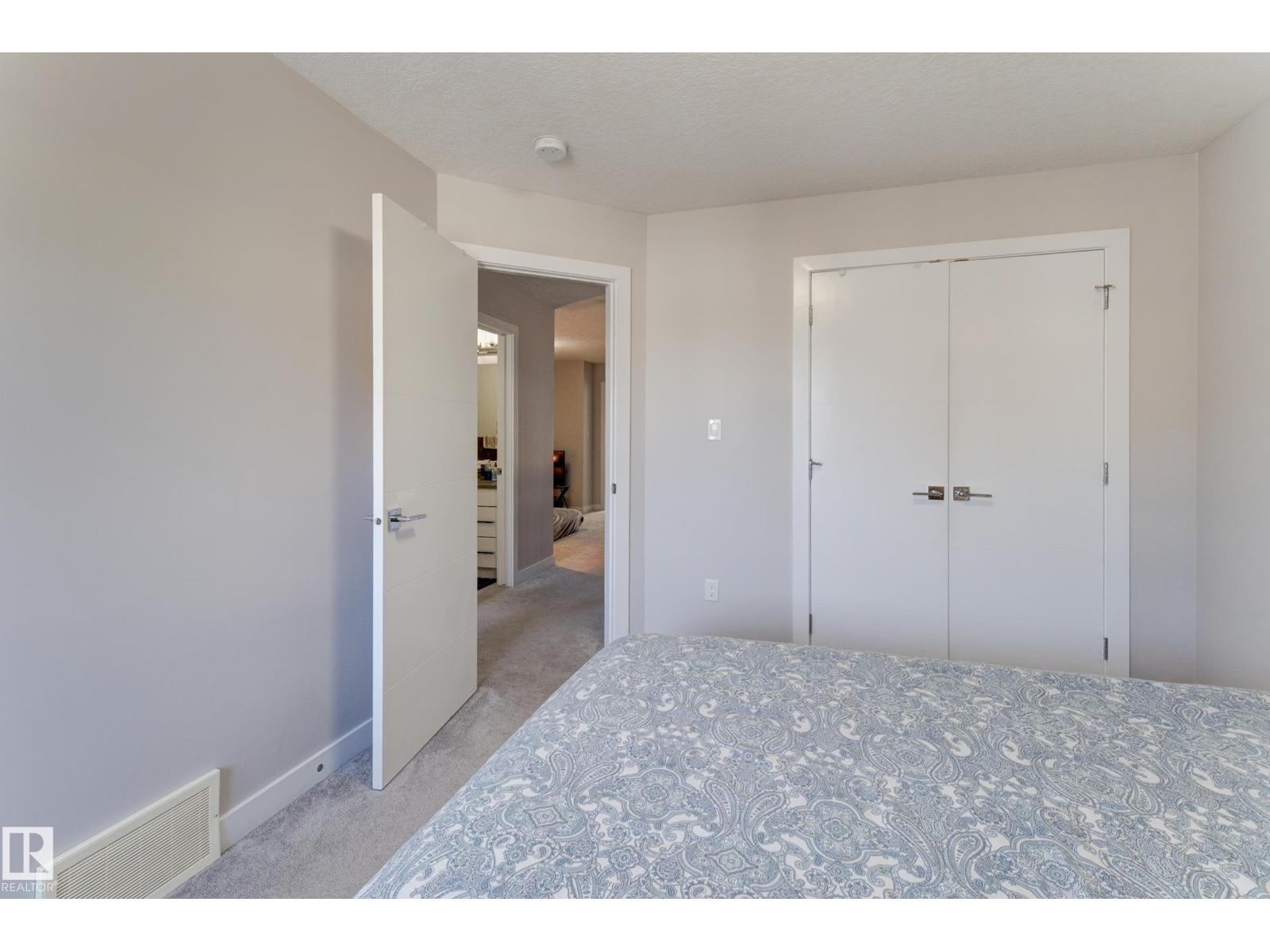 #32 1703 16 AV NW - 31