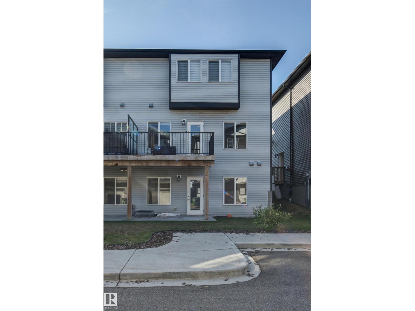 #32 1703 16 AV NW - 34