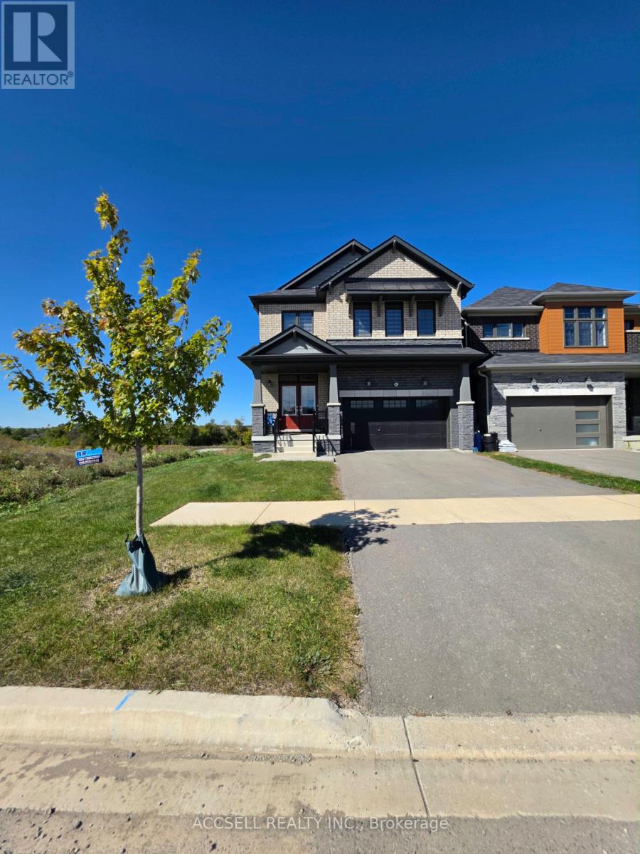 92 HAWICK CRESCENT, Haldimand