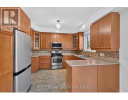 209 Woodspring Avenue, Newmarket, ON L3X3J4 Photo 16