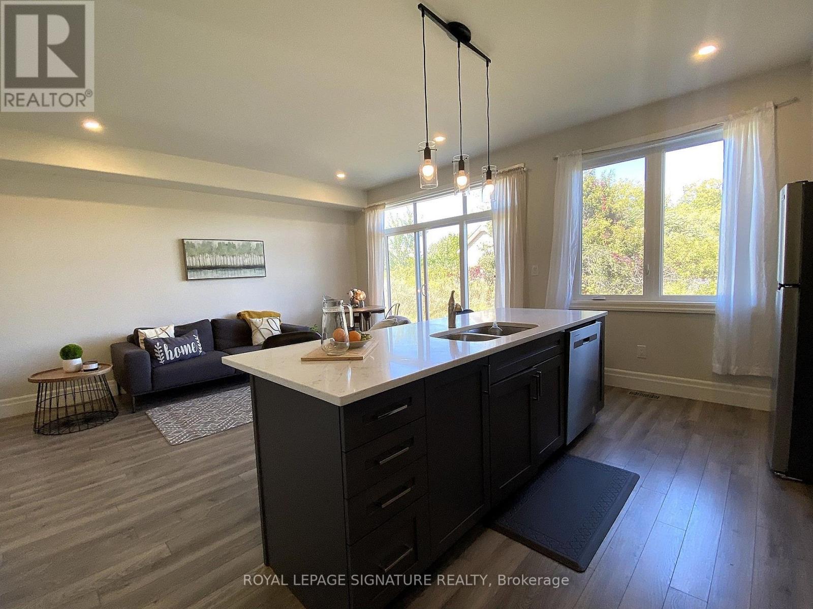 14 Griffin Street, Prince Edward County (Picton), Ontario, K0K2T0, Prince Edward County (Picton), Ontario — photo 3 of 5