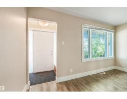 Laundry room - 9347 105 Av Nw Nw, Edmonton, AB T5H0J7 Photo 12