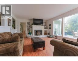 8119 Munch Road, Procter, BC V0G1V0 Photo 16