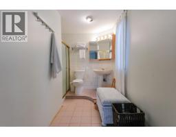 8119 Munch Road, Procter, BC V0G1V0 Photo 28