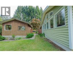 8119 Munch Road, Procter, BC V0G1V0 Photo 45