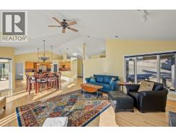 13470 Carrs Landing Road, Lake Country, BC V4V1C7 Photo 20