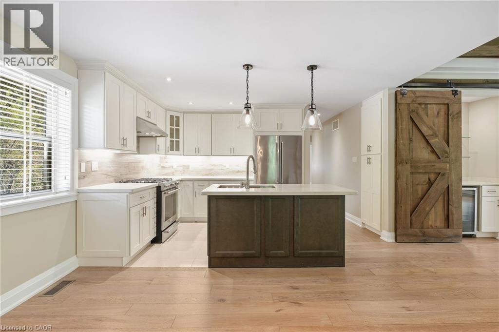 707 KING Road Unit# MAIN, Burlington — photo 8