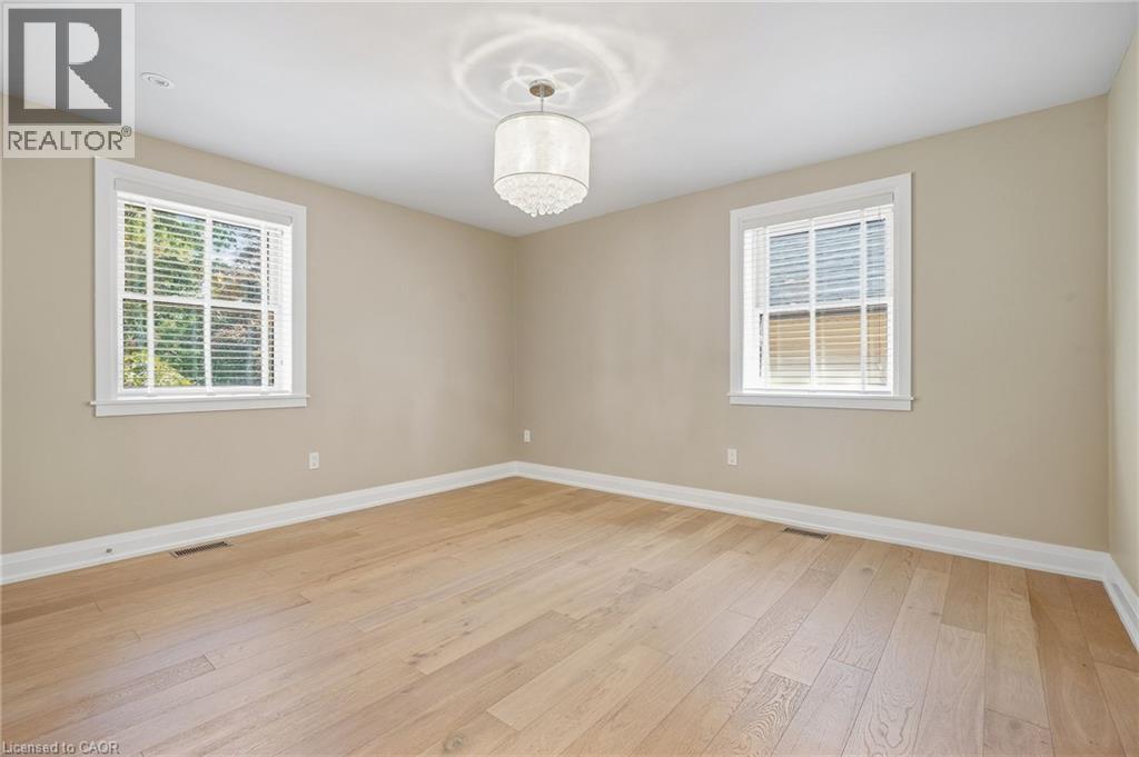 707 KING Road Unit# MAIN, Burlington — photo 12