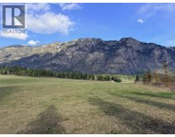2046 Canyon-lister Road, Lister, BC V0B1G4 Photo 12