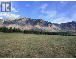2046 Canyon-lister Road, Lister, BC V0B1G4 Photo 17