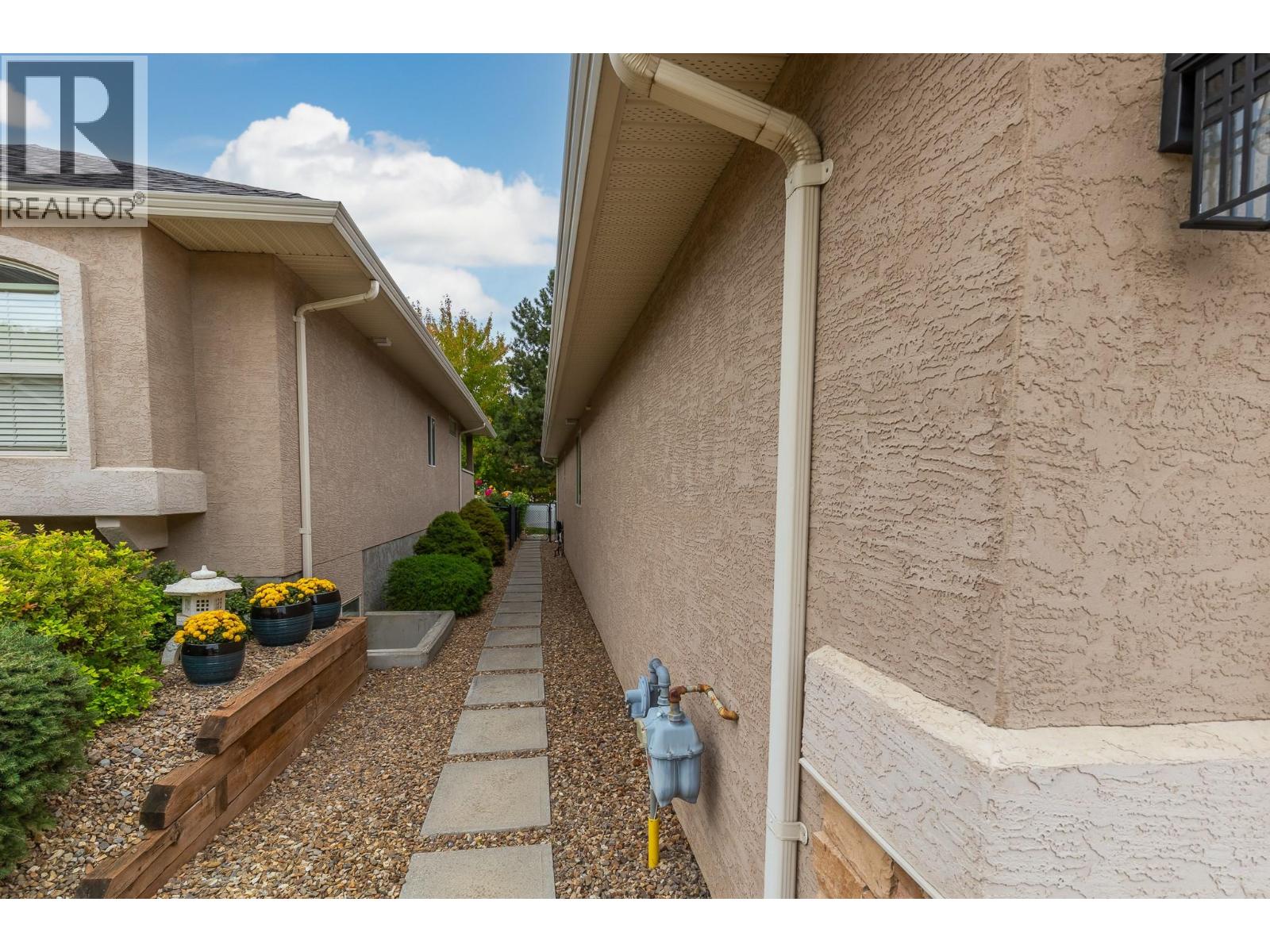 #109 901 Middleton Way Lot# 9 - 10
